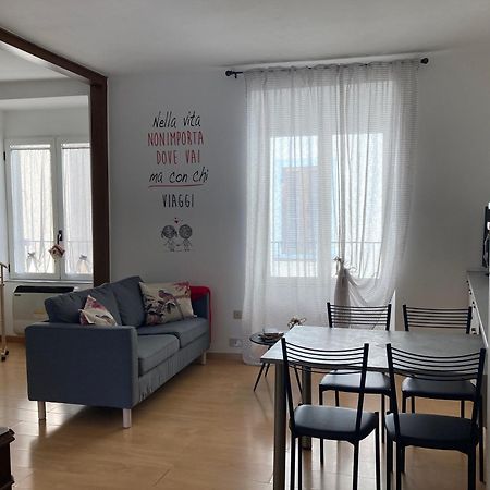 Casa Mirella Apartment Ловере Екстериор снимка