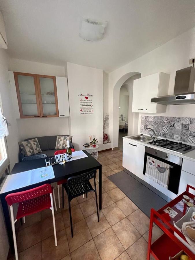 Casa Mirella Apartment Ловере Екстериор снимка