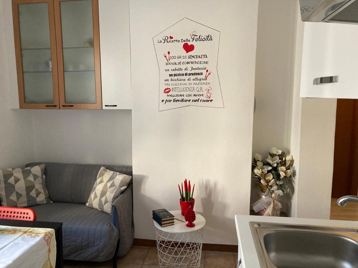 Casa Mirella Apartment Ловере Екстериор снимка