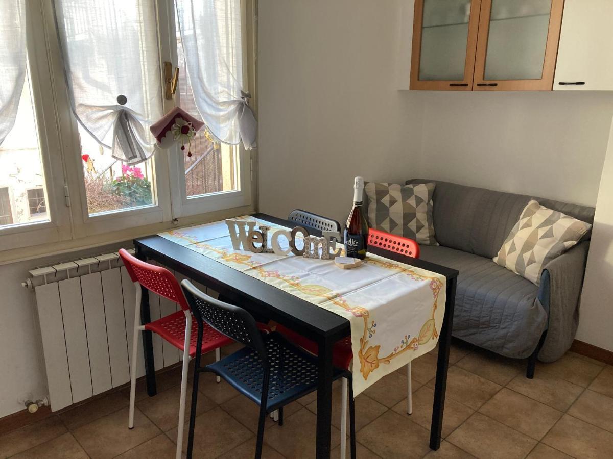 Casa Mirella Apartment Ловере Екстериор снимка