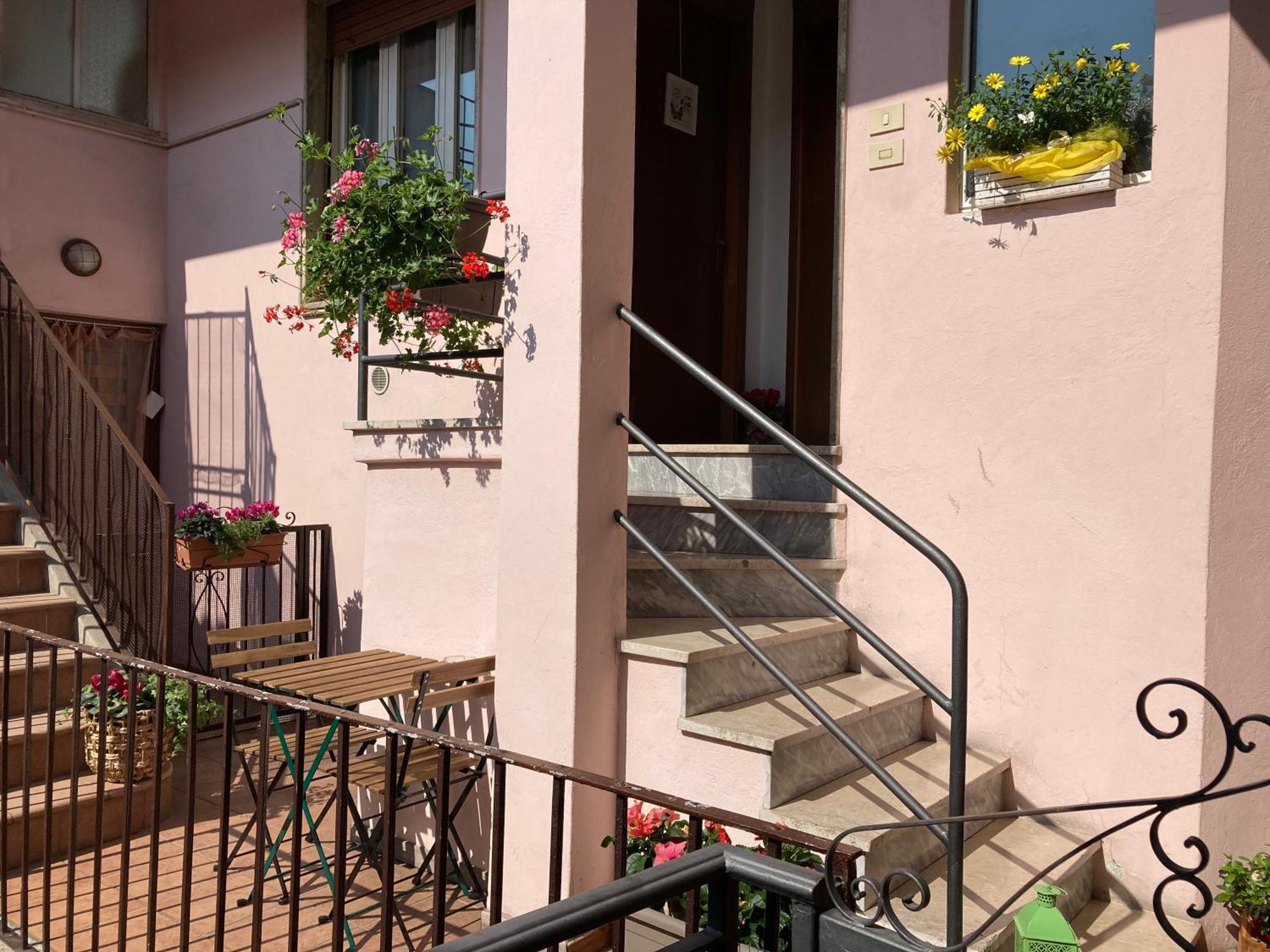 Casa Mirella Apartment Ловере Екстериор снимка